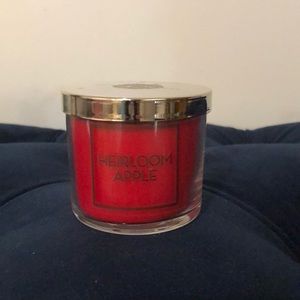 Bath & Body Works 4oz candle - Heirloom Apple